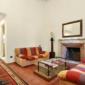 Pergola House Bed & Breakfast