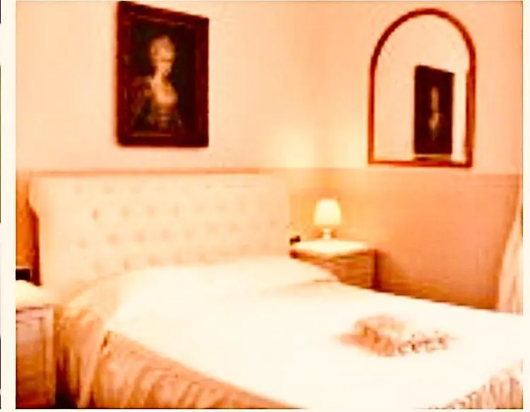 Charme Holidays Colosseum Rzym Pensjonat